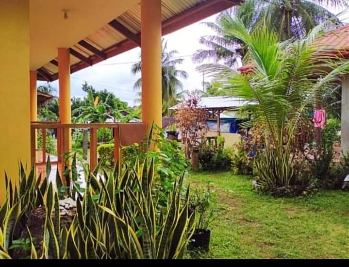 Gold Star Inn Siquijor Exteriér fotografie